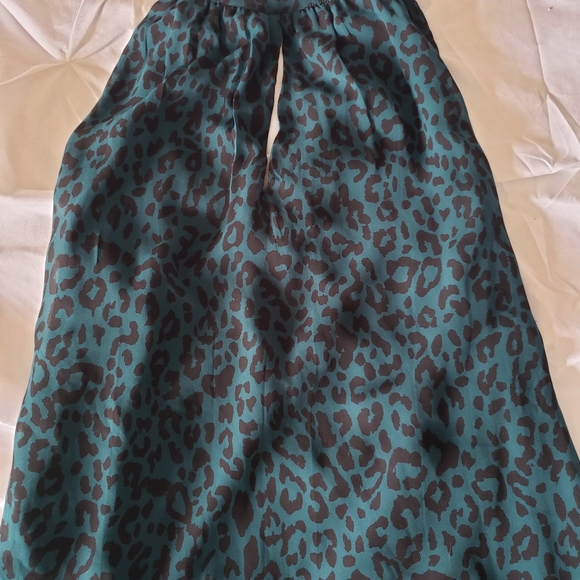 Beautiful tank top - Picture 1 of 5